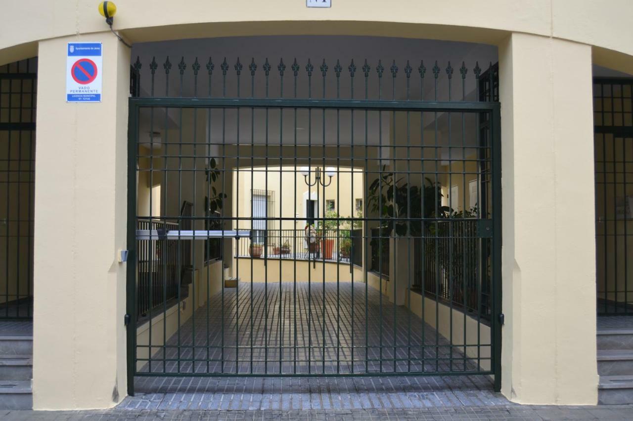 Sherryflat Alcazar - Parking Jerez de la Frontera Zewnętrze zdjęcie